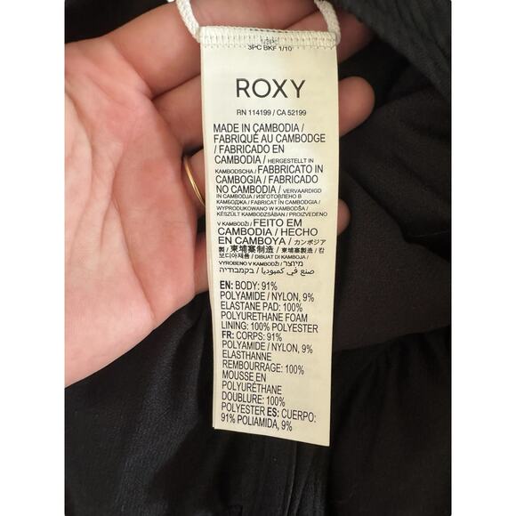 Roxy Black Ribbed One Piece Swimsuit Love The Muse Underwire Swimwear Size M NWT - Picture 5 of 9